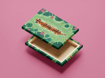 Royal Tiger in Water Wall Art